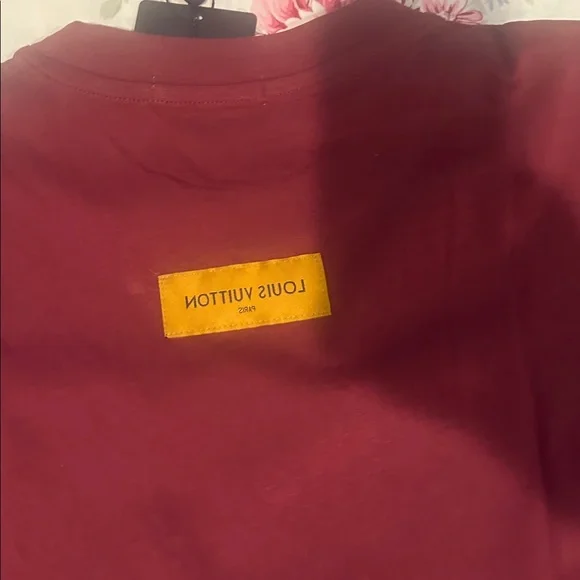 LV unisex Burgundy Tee - Picture 4 of 6